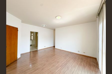 Apartamento para alugar com 105m², 3 quartos e 2 vagasSala