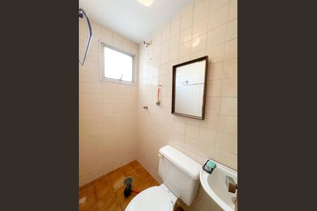 Apartamento para alugar com 105m², 3 quartos e 2 vagasBanheiro de Serviço