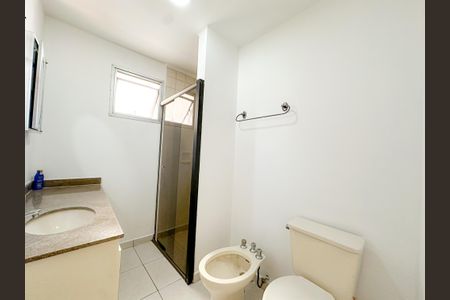 Apartamento para alugar com 105m², 3 quartos e 2 vagasBanheiro 