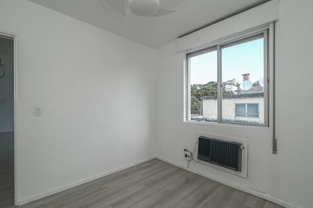 Quarto de apartamento para alugar com 1 quarto, 36m² em Vila Jardim, Porto Alegre