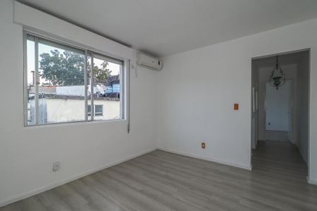 Sala de apartamento para alugar com 1 quarto, 36m² em Vila Jardim, Porto Alegre