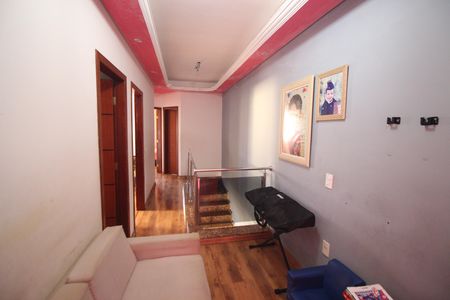 Casa à venda com 305m², 3 quartos e 2 vagasSala 2