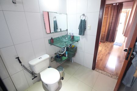 Casa à venda com 305m², 3 quartos e 2 vagasSuite Quarto 1