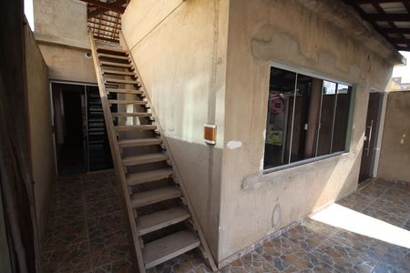 Casa à venda com 305m², 3 quartos e 2 vagasVaranda