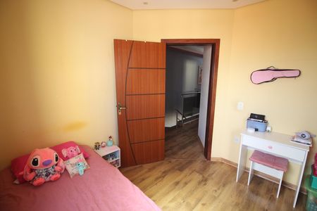 Casa à venda com 305m², 3 quartos e 2 vagasQuarto 3