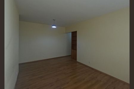 Apartamento para alugar com 90m², 2 quartos e 1 vagaSala