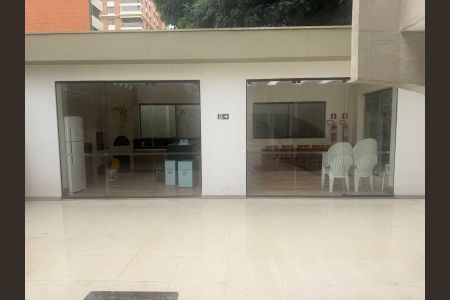 Apartamento à venda com 136m², 3 quartos e 2 vagas Apartamento à venda com 136m², 3 quartos e 2 vagasÁrea externa