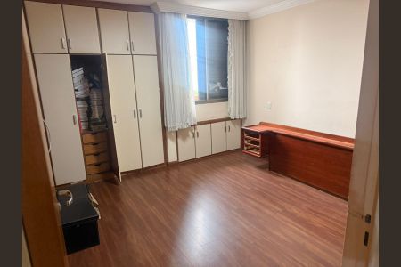 Apartamento à venda com 136m², 3 quartos e 2 vagas Apartamento à venda com 136m², 3 quartos e 2 vagasQuarto