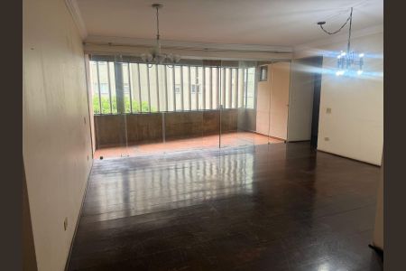 Apartamento à venda com 136m², 3 quartos e 2 vagas Apartamento à venda com 136m², 3 quartos e 2 vagasSala