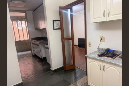 Apartamento à venda com 136m², 3 quartos e 2 vagas Apartamento à venda com 136m², 3 quartos e 2 vagasCozinha