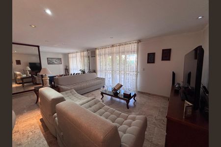Apartamento à venda com 221m², 3 quartos e 4 vagas Apartamento à venda com 221m², 3 quartos e 4 vagasSala