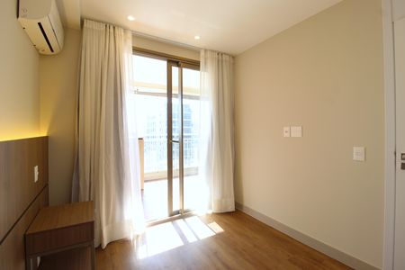 Quarto de apartamento para alugar com 1 quarto, 41m² em Indianópolis, São Paulo