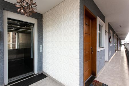 Apartamento à venda com 49m², 2 quartos e sem vagaÁrea comum - Elevador