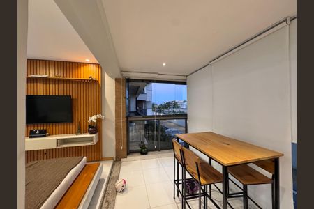 Varanda de apartamento para alugar com 2 quartos, 70m² em Recreio dos Bandeirantes, Rio de Janeiro