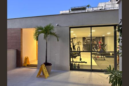 Apartamento para alugar com 70m², 2 quartos e 1 vagaÁrea comum