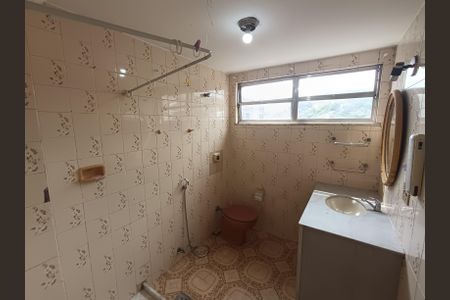 Apartamento para alugar com 95m², 2 quartos e sem vagaBanheiro 
