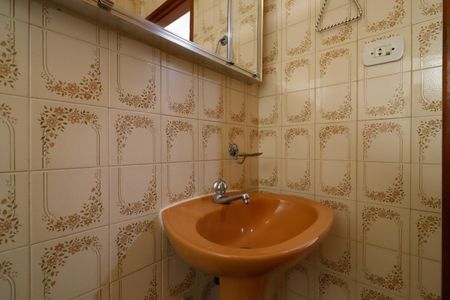 Casa à venda com 397m², 3 quartos e 2 vagas Casa à venda com 397m², 3 quartos e 2 vagasBanheiro