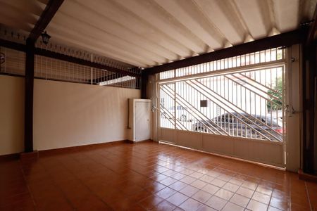 Casa à venda com 397m², 3 quartos e 2 vagas Casa à venda com 397m², 3 quartos e 2 vagasGaragem