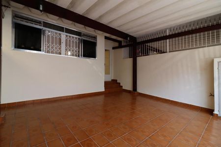 Casa à venda com 397m², 3 quartos e 2 vagas Casa à venda com 397m², 3 quartos e 2 vagasGaragem