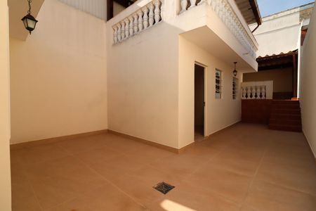 Casa à venda com 397m², 3 quartos e 2 vagas Casa à venda com 397m², 3 quartos e 2 vagasÁrea externa