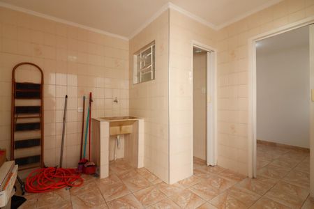 Casa à venda com 397m², 3 quartos e 2 vagas Casa à venda com 397m², 3 quartos e 2 vagasÁrea de Serviço e Banheiro