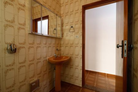 Casa à venda com 397m², 3 quartos e 2 vagas Casa à venda com 397m², 3 quartos e 2 vagasBanheiro