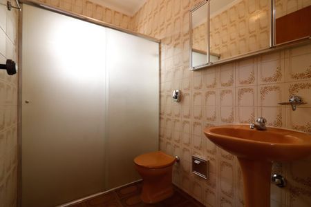 Casa à venda com 397m², 3 quartos e 2 vagas Casa à venda com 397m², 3 quartos e 2 vagasBanheiro
