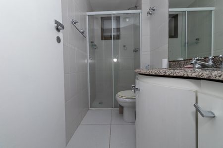 Apartamento para alugar com 105m², 3 quartos e 2 vagasBanheiro