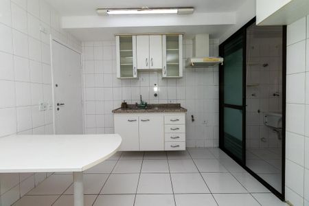 Apartamento para alugar com 105m², 3 quartos e 2 vagasCozinha