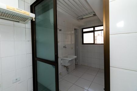 Apartamento para alugar com 105m², 3 quartos e 2 vagasCozinha