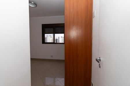 Apartamento para alugar com 105m², 3 quartos e 2 vagasQuarto 2