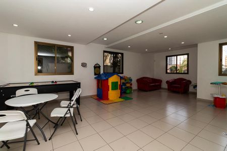 Apartamento para alugar com 105m², 3 quartos e 2 vagasÁrea comum - Salão de Jogos