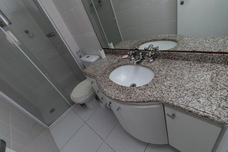 Apartamento para alugar com 105m², 3 quartos e 2 vagasBanheiro