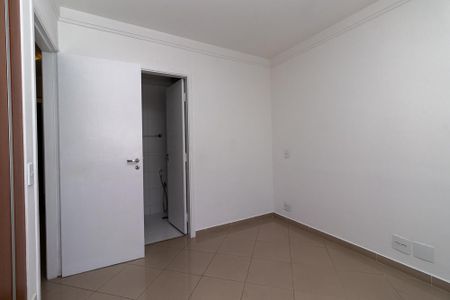 Apartamento para alugar com 105m², 3 quartos e 2 vagasSuíte
