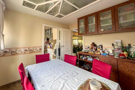 Apartamento à venda com 288m², 5 quartos e 4 vagas Apartamento à venda com 288m², 5 quartos e 4 vagasCopa