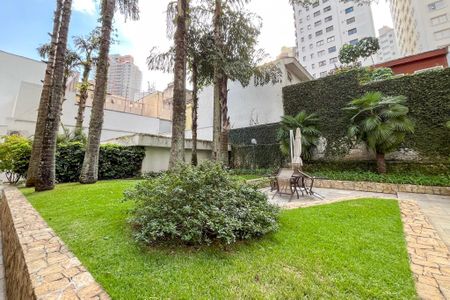Apartamento à venda com 288m², 5 quartos e 4 vagas Apartamento à venda com 288m², 5 quartos e 4 vagasÁrea Comum
