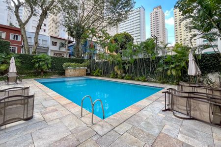 Apartamento à venda com 288m², 5 quartos e 4 vagas Apartamento à venda com 288m², 5 quartos e 4 vagasÁrea Comum