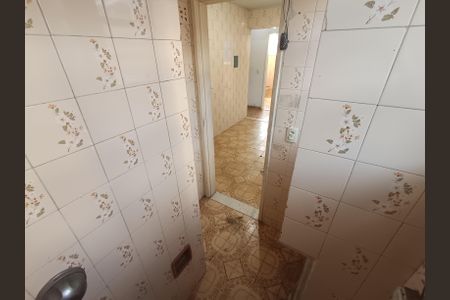 Banheiro de apartamento para alugar com 2 quartos, 95m² em Barro Vermelho, São Gonçalo