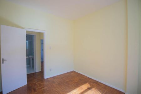 Quarto 1 de apartamento para alugar com 1 quarto, 50m² em Icaraí, Niterói