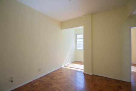 Sala de apartamento para alugar com 1 quarto, 50m² em Icaraí, Niterói