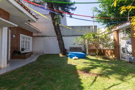 Casa à venda com 269m², 3 quartos e 3 vagas Casa à venda com 269m², 3 quartos e 3 vagasJardim