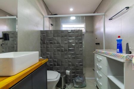 Casa à venda com 269m², 3 quartos e 3 vagas Casa à venda com 269m², 3 quartos e 3 vagasBanheiro 2
