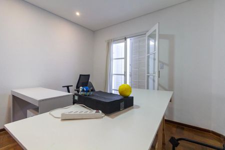 Casa à venda com 269m², 3 quartos e 3 vagas Casa à venda com 269m², 3 quartos e 3 vagasQuarto 1