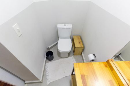Casa à venda com 269m², 3 quartos e 3 vagas Casa à venda com 269m², 3 quartos e 3 vagasLavabo