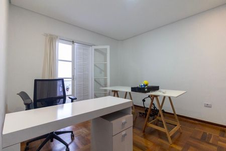 Casa à venda com 269m², 3 quartos e 3 vagas Casa à venda com 269m², 3 quartos e 3 vagasQuarto 1