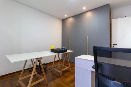 Casa à venda com 269m², 3 quartos e 3 vagas Casa à venda com 269m², 3 quartos e 3 vagasQuarto 1