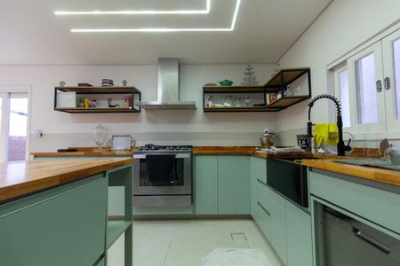 Casa à venda com 269m², 3 quartos e 3 vagas Casa à venda com 269m², 3 quartos e 3 vagasCozinha