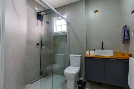 Casa à venda com 269m², 3 quartos e 3 vagas Casa à venda com 269m², 3 quartos e 3 vagasBanheiro 1
