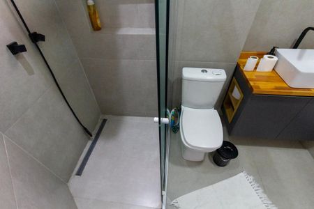 Casa à venda com 269m², 3 quartos e 3 vagas Casa à venda com 269m², 3 quartos e 3 vagasBanheiro 1