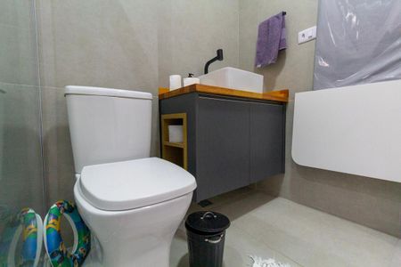 Casa à venda com 269m², 3 quartos e 3 vagas Casa à venda com 269m², 3 quartos e 3 vagasBanheiro 1